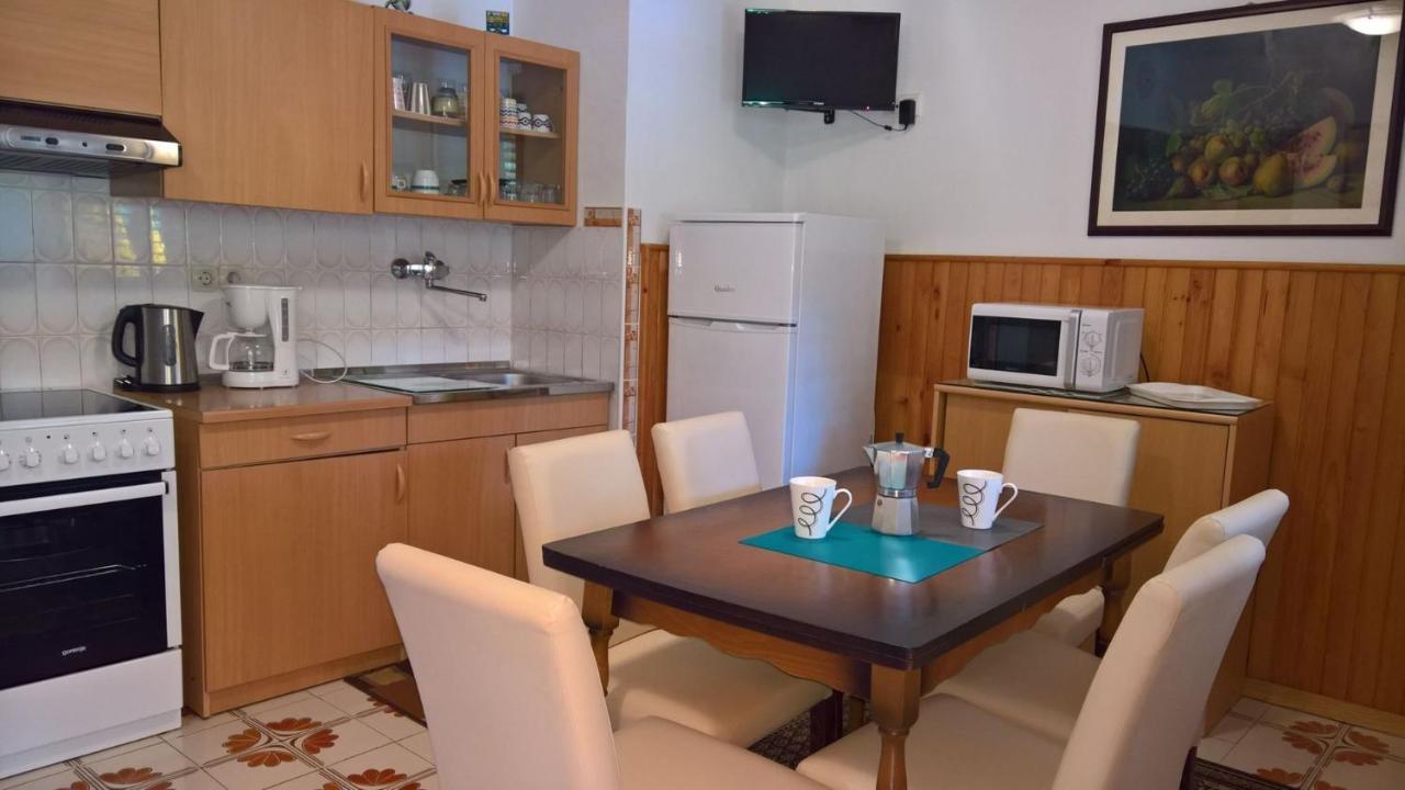 Apartments Trupec Малинска Экстерьер фото