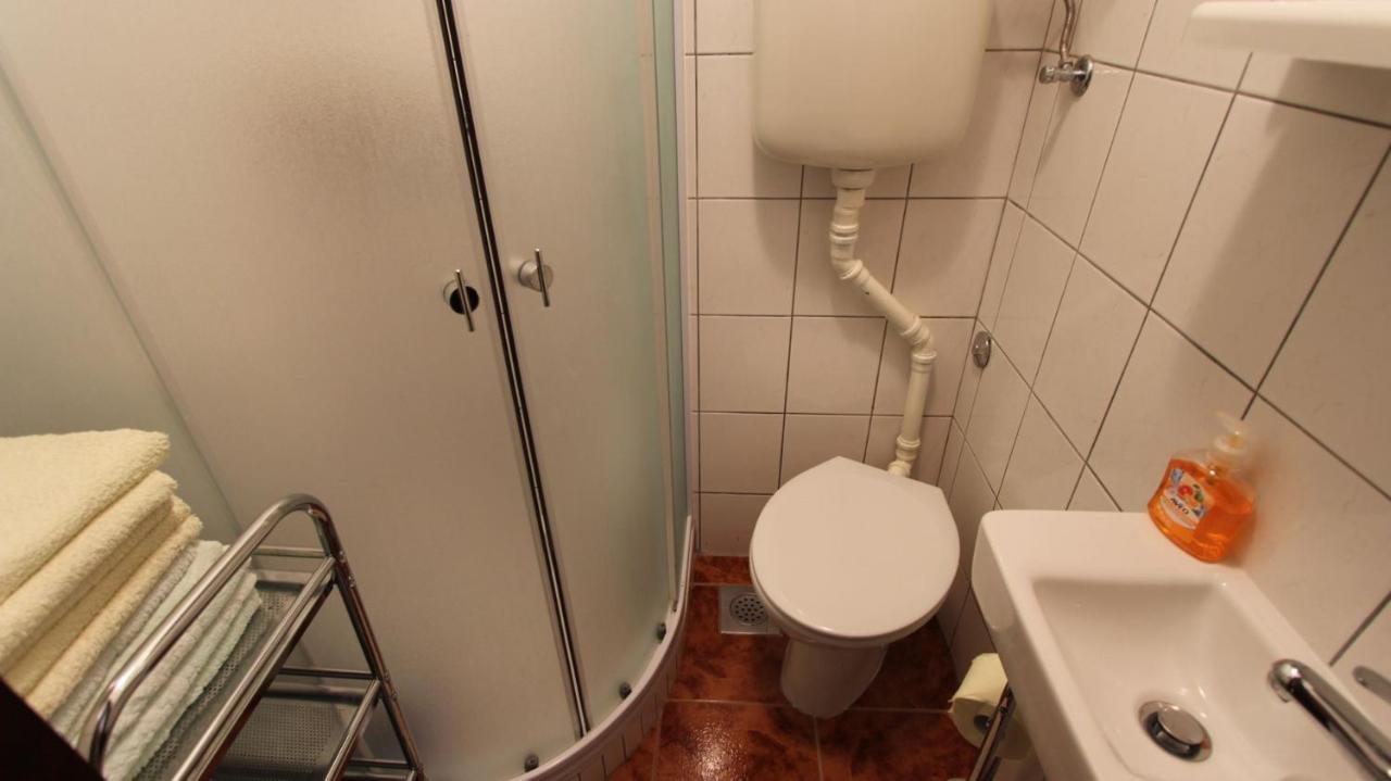 Apartments Trupec Малинска Экстерьер фото